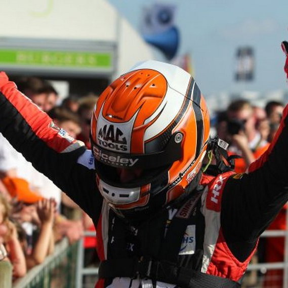 BTCC Rockingham: Morgan denies Tordoff to snatch maiden BTCC pole